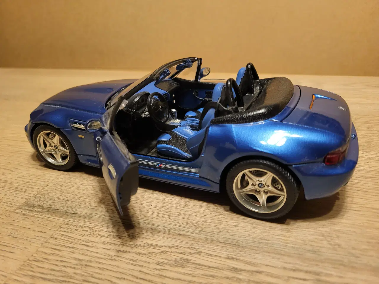 Billede 7 - Modelbil, BMW M Roadster 1996, skala 1/18