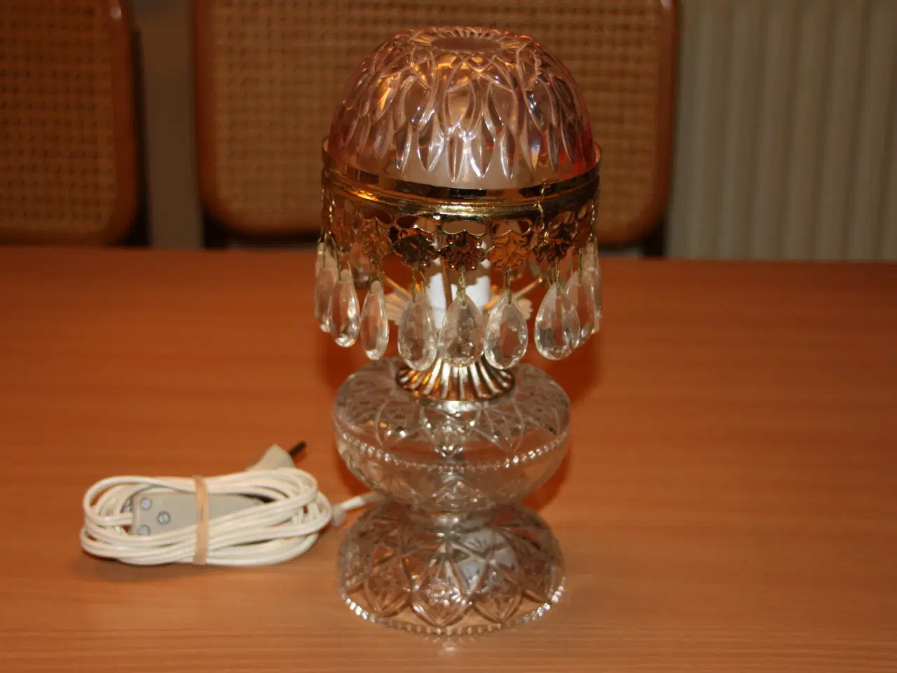 Billede 1 - Gammel  fransk romantisk glas bordlampe med prisme