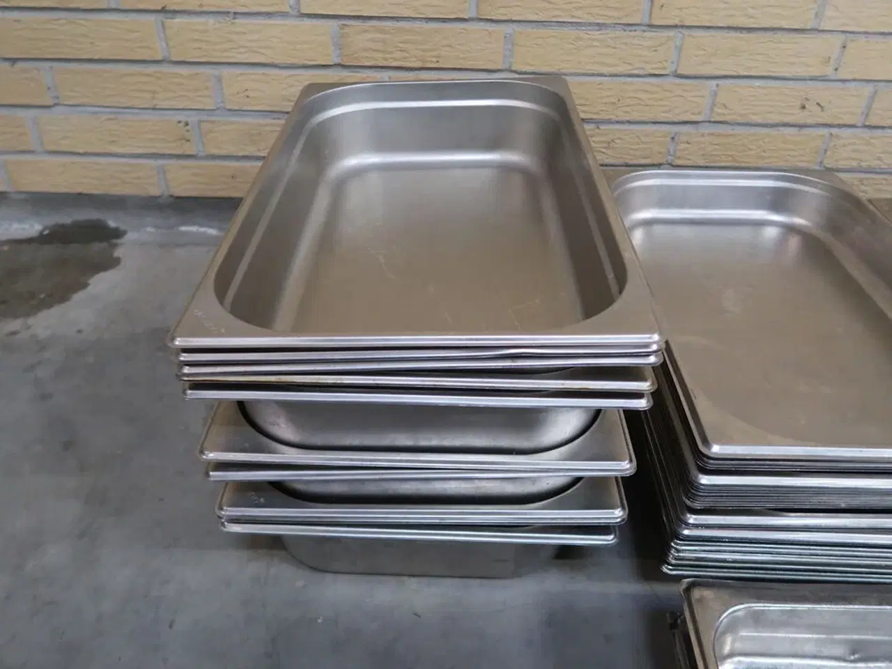 Billede 2 - 71 stk. ass. Rustfrit stål kantiner