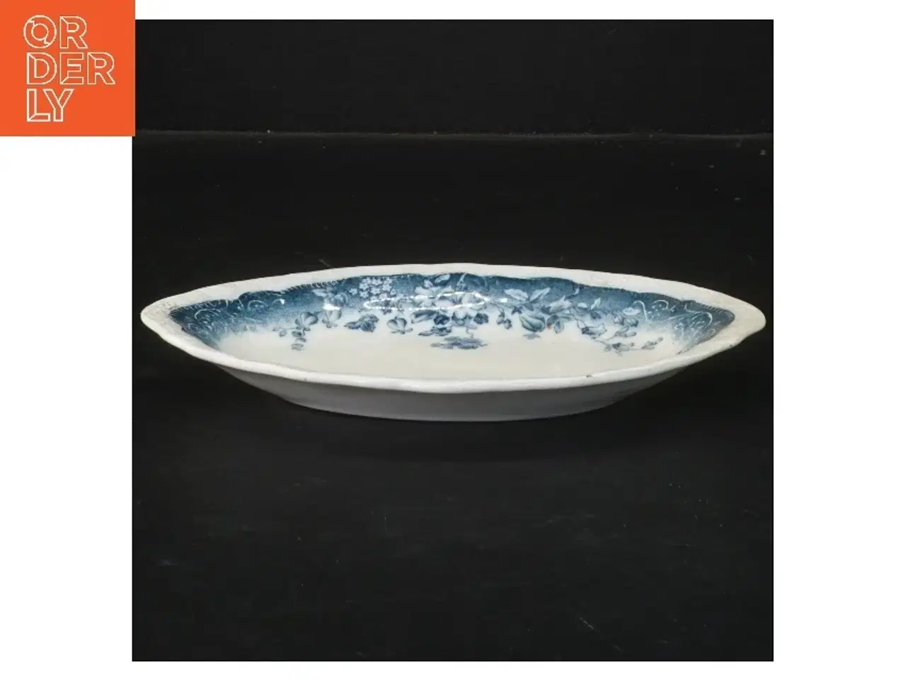 Billede 1 - Oval porcelænsfad med blåt blomstermønster fra Clayton (str. 20x13 cm)