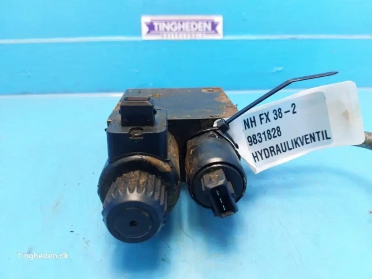 Billede 3 - New Holland FX38 Hydraulikventil 9831828