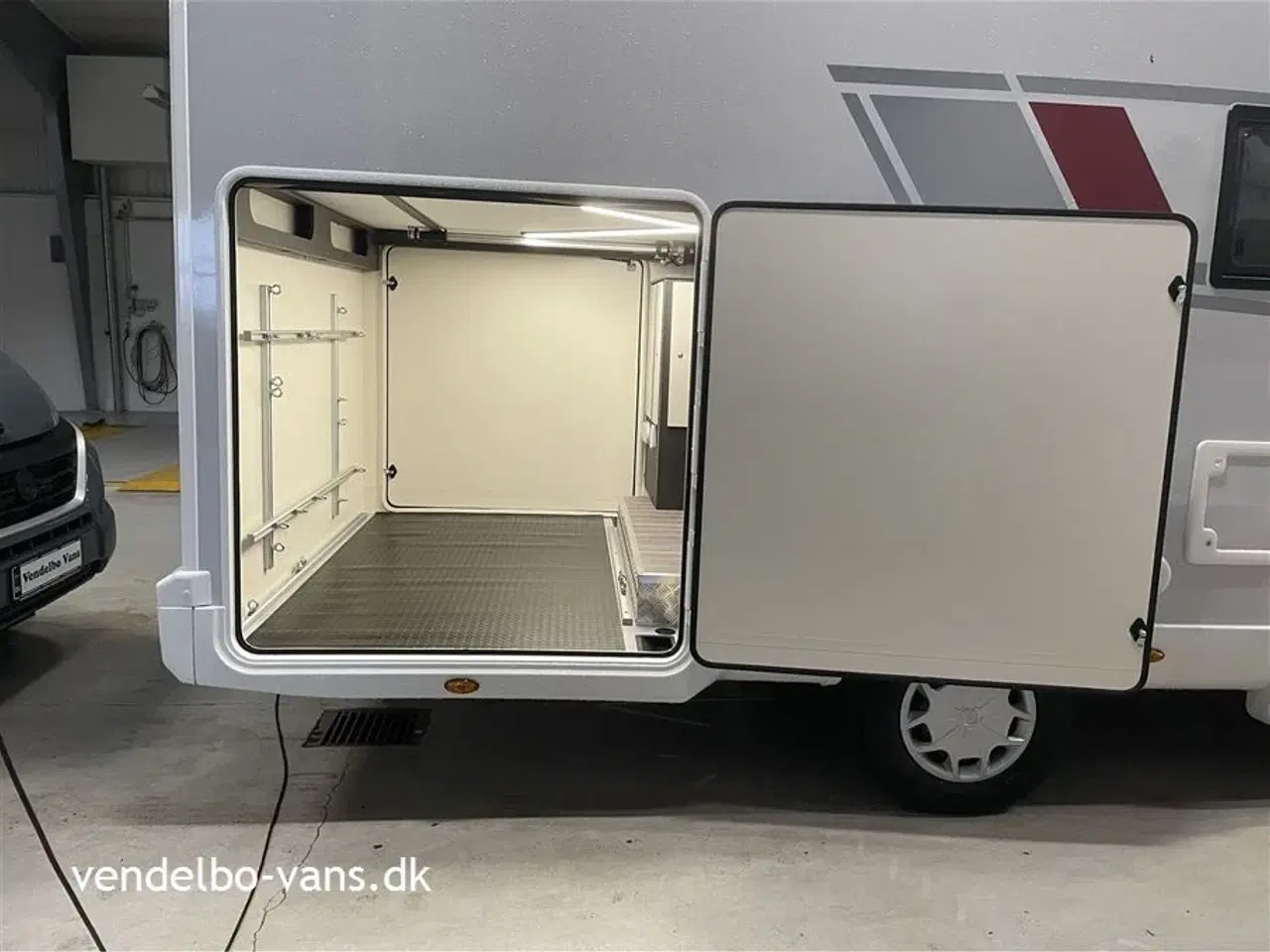 Billede 4 - 2024 - Rollerteam Kronos 290M Selekt   Kæmpe garage med ståhøjde som kan rumme en ATV - 300 kg belastning