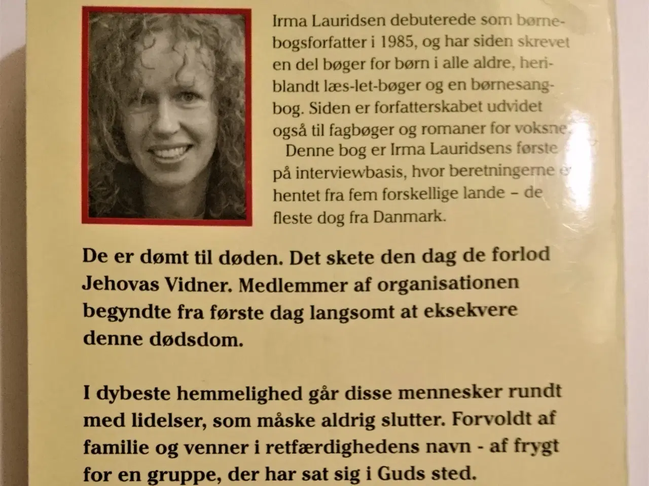 Billede 2 - Skæbner fra et usynligt fængsel. Af Irma Lauridsen