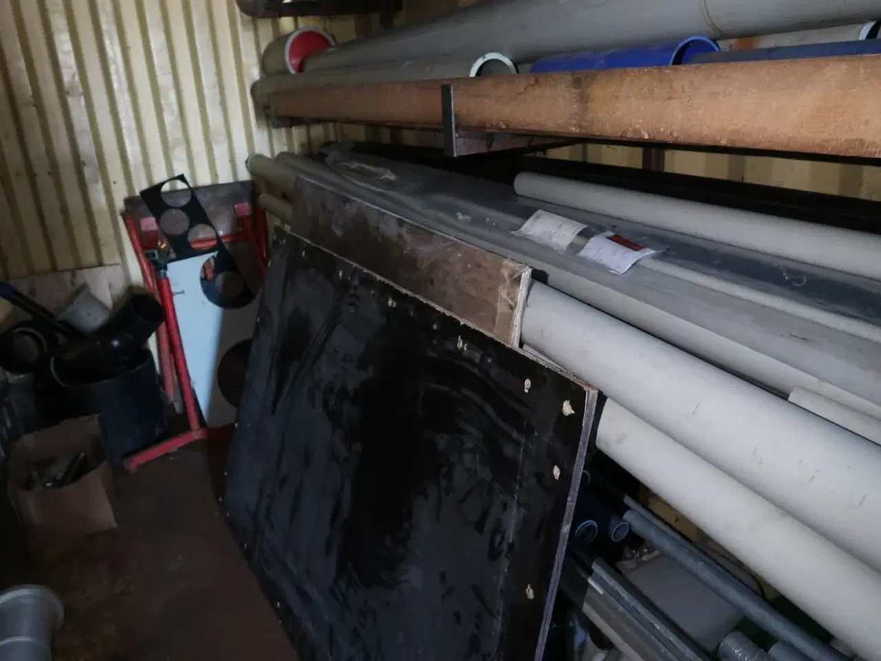 Billede 7 - Grenreol med div. Tagrender, rør m.m.