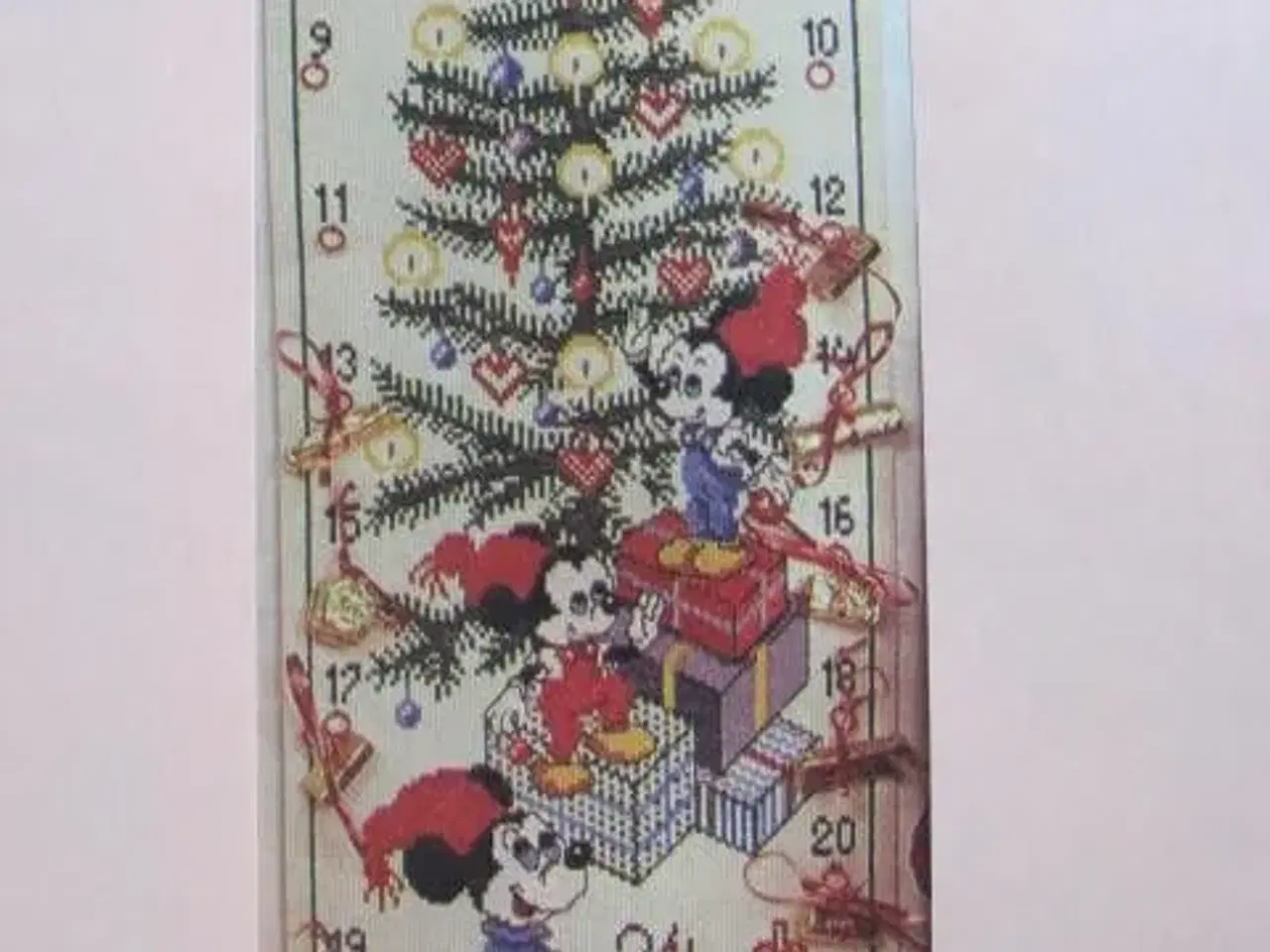 Billede 1 - Walt disney julekalender tællemønster 