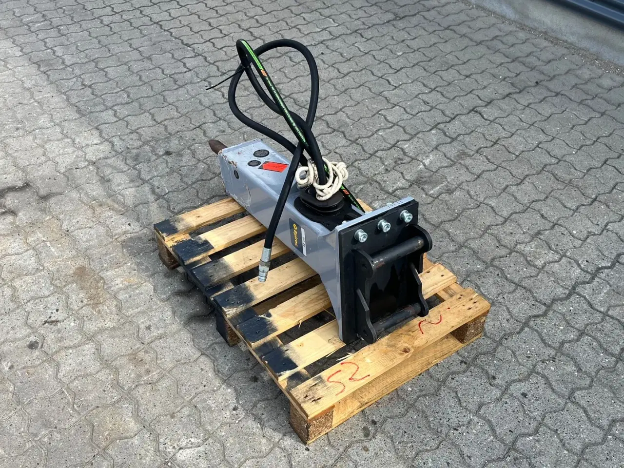 Billede 3 - Epiroc 77kg oliehammer til 2-3 tons maskine SOM NY!