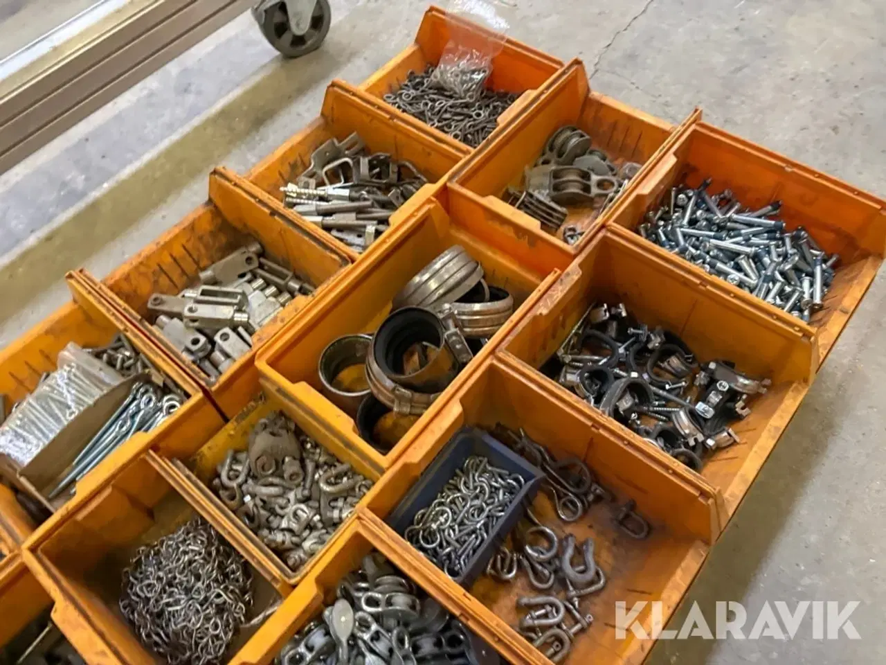 Billede 6 - Diverse grej i gule kasser