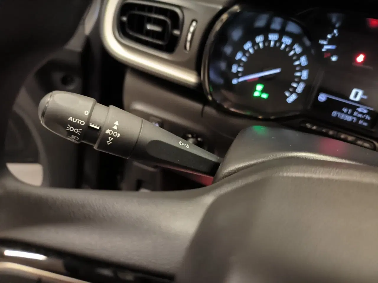 Billede 13 - Citroën C3 1,6 BlueHDi 75 Iconic