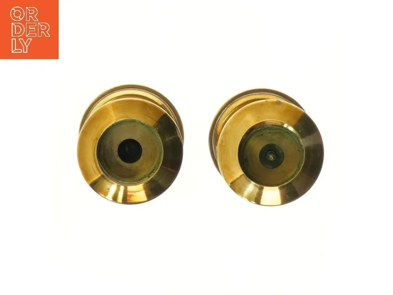 Billede 2 - To messing lysestager (str. 2 stk 13,5 cm)