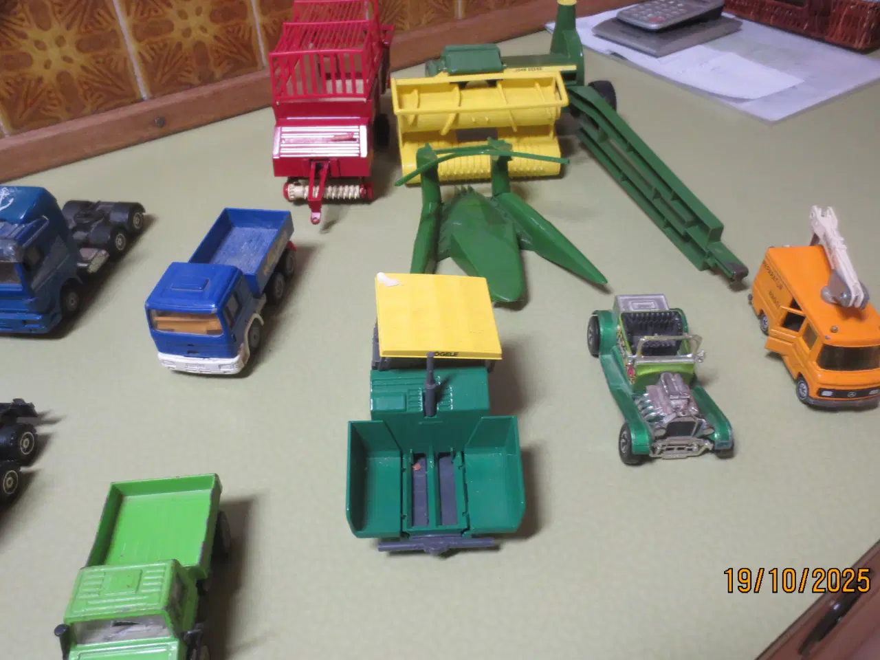 Billede 5 - Modeltraktor Og Model lastbiler i SIKU /ERTL 