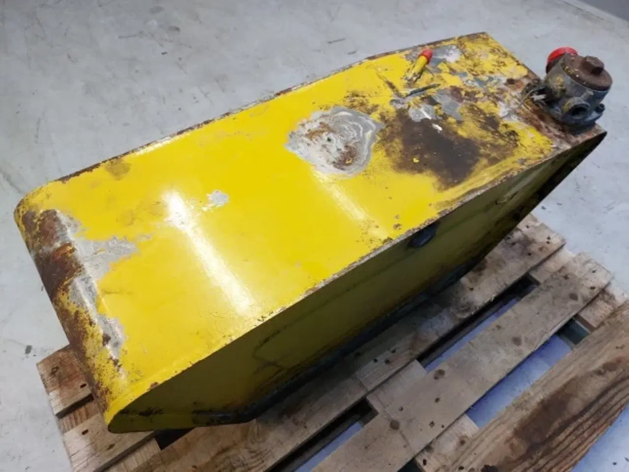 Billede 5 - Kramer 712 Olietank 0633600301