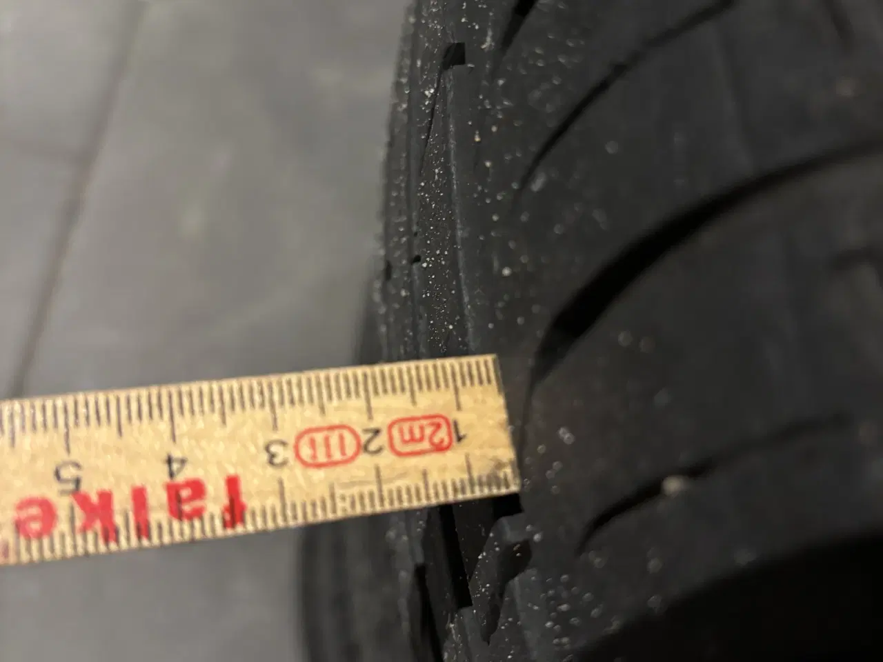 Billede 3 - Sommerdæk på fælge