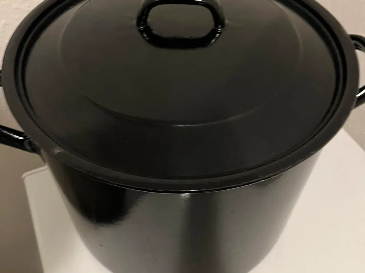 Billede 2 - Stor emaljegryde 30 L sælges