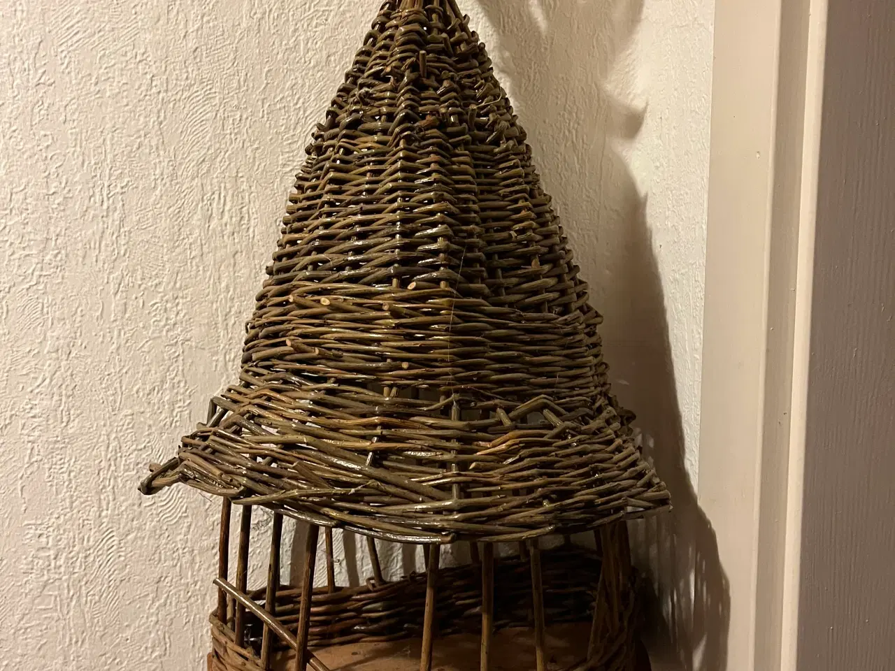 Billede 1 - Fugle fodrehus