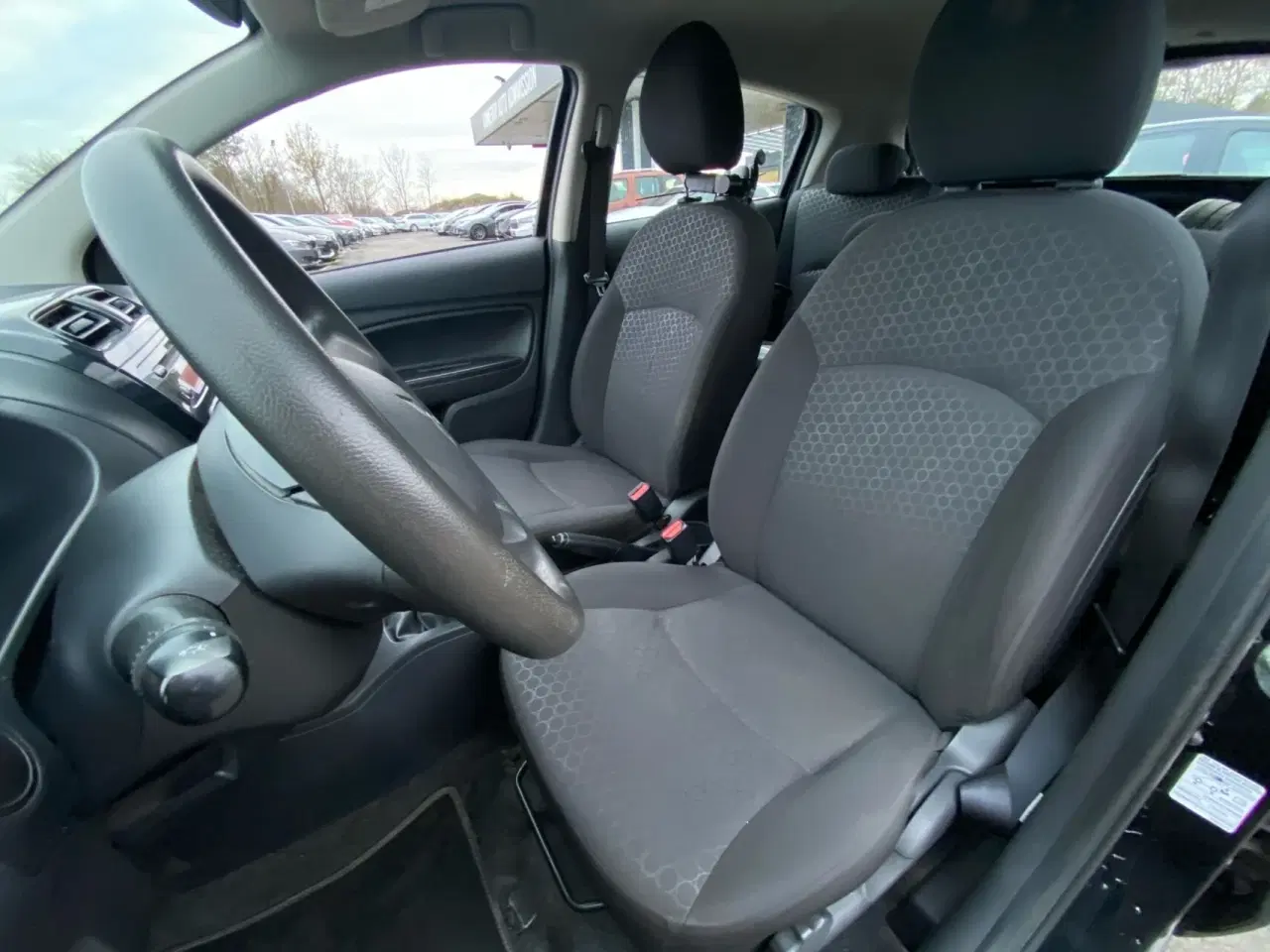 Billede 5 - Mitsubishi Space Star 1,0 Inform 71HK 5d