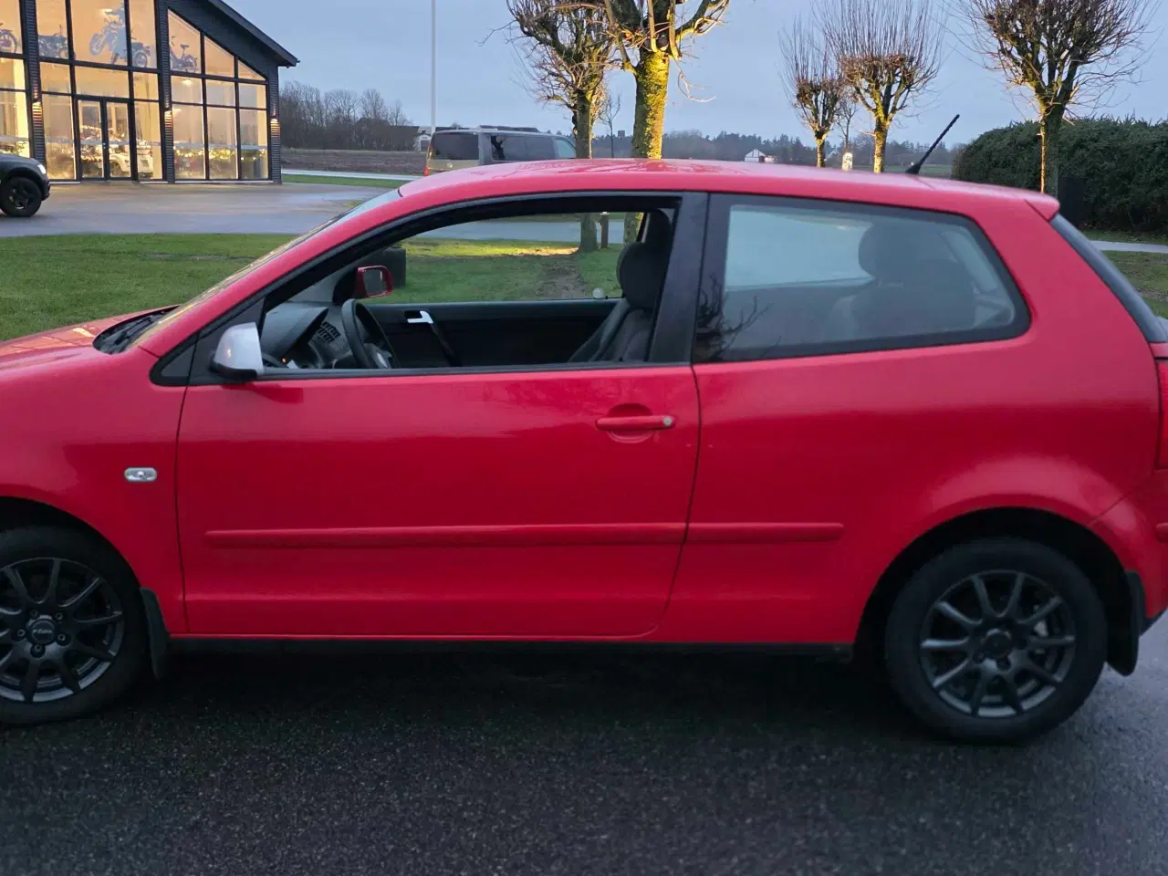 Billede 2 - Vw polo 1.4 Benzin kun kørt 126.000 km med træk