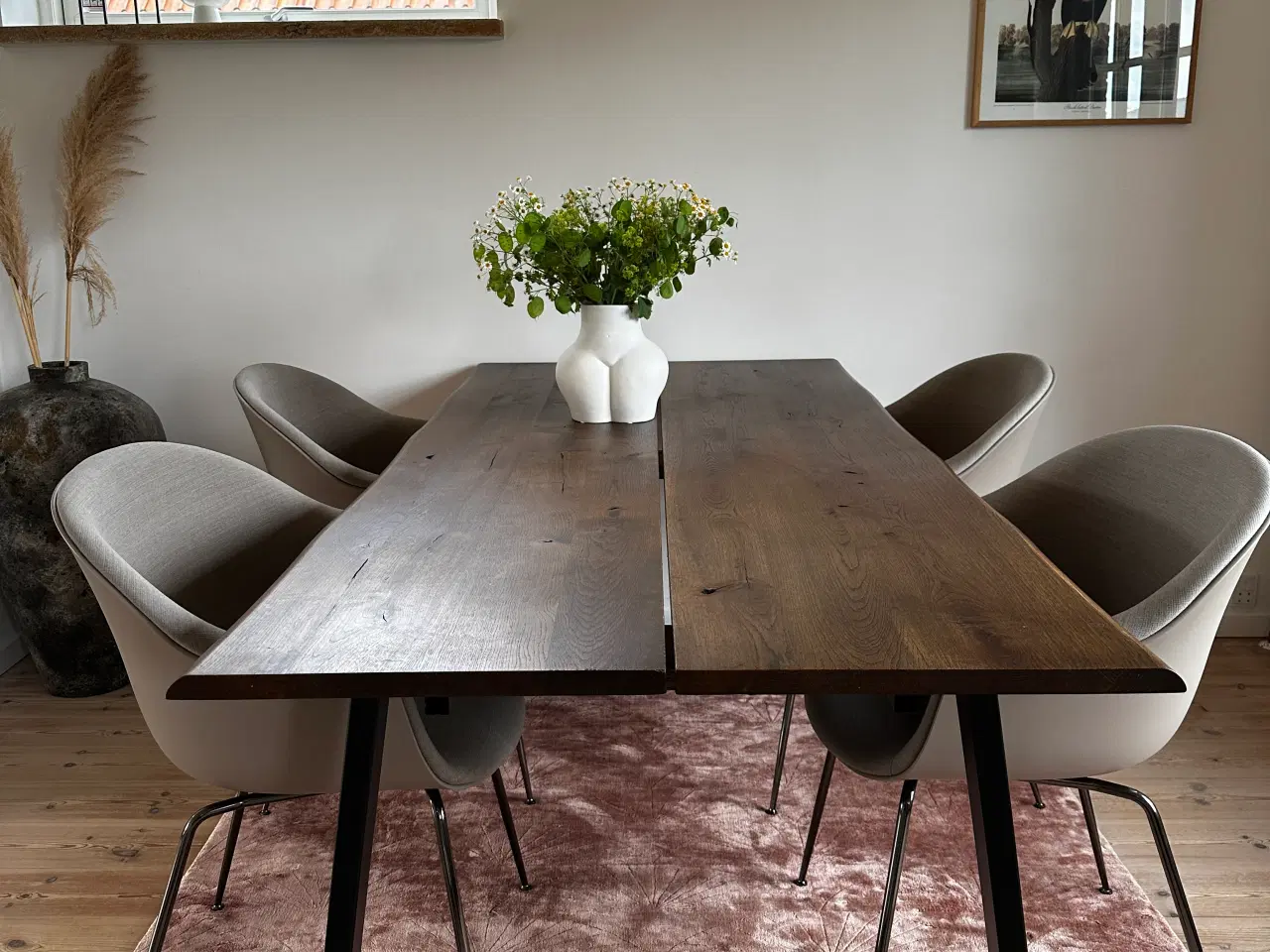 Billede 2 - 4xGubi Bat Dining Chairs