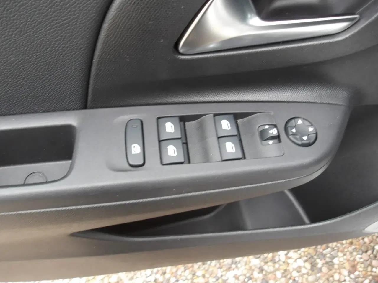 Billede 8 - Opel Corsa 1,5 D 102 Sport