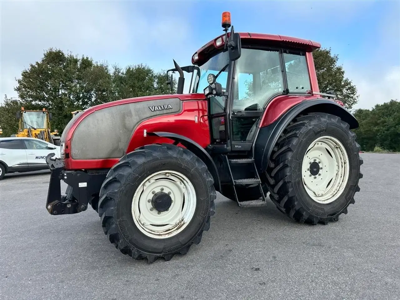 Billede 2 - Valtra M120 KUN 3800 TIMER OG NÆSTEN NYE DÆK!