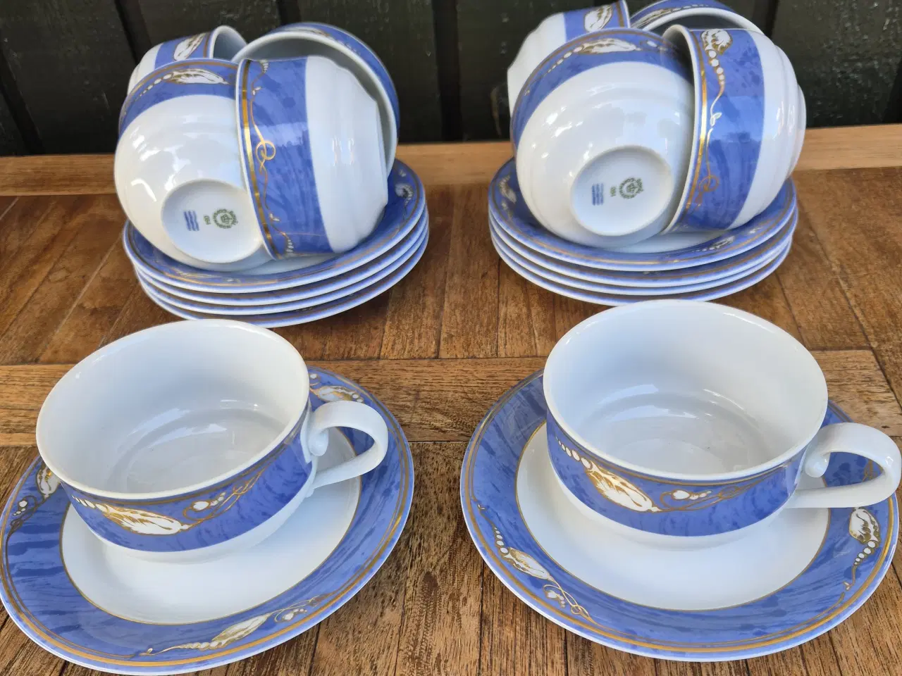 Billede 11 - Blå magnolia Royal Copenhagen - spise / kaffestel 