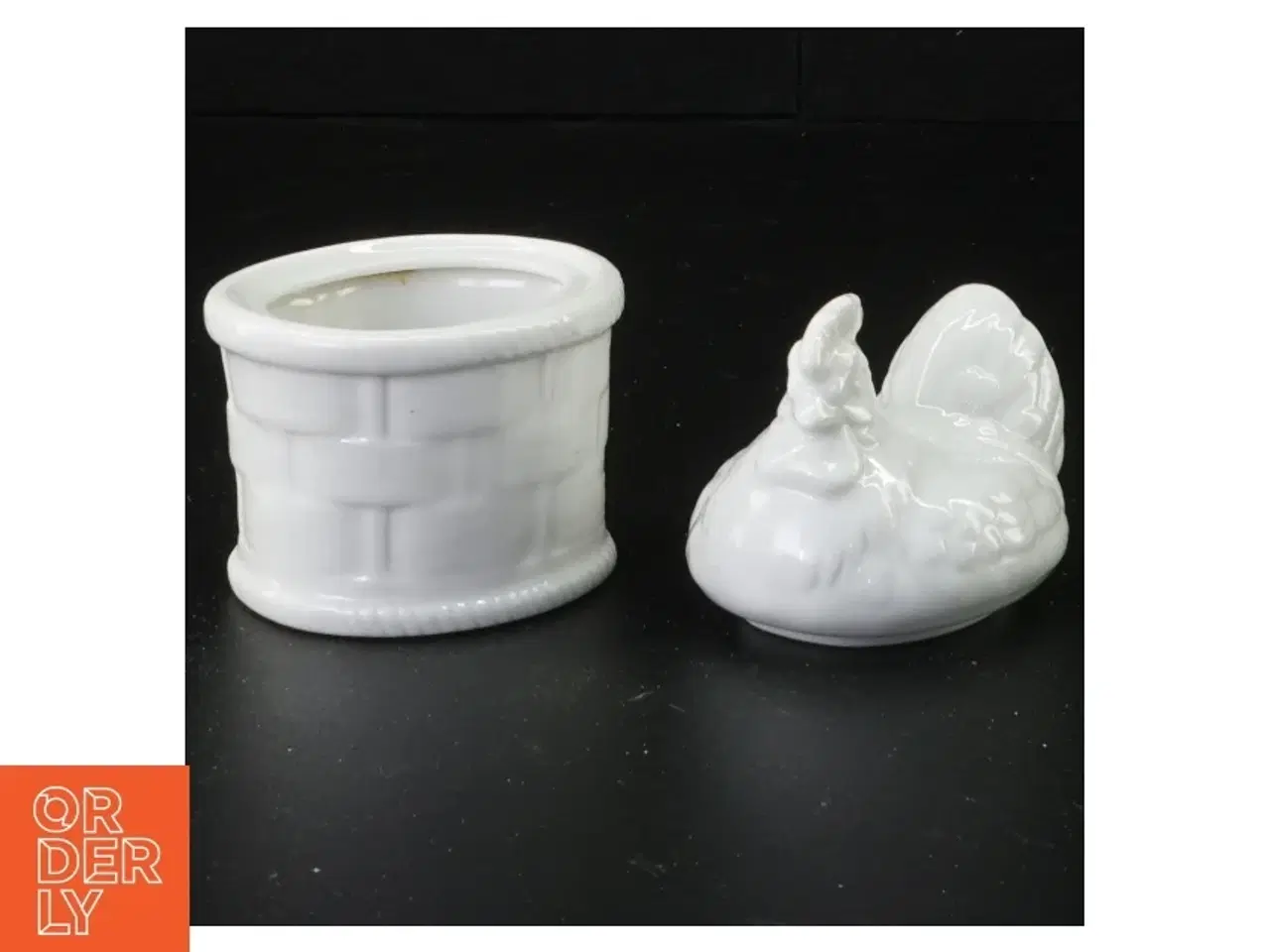 Billede 1 - Hvid porcelæns høne (str. 10 x 7 x 6 cm)