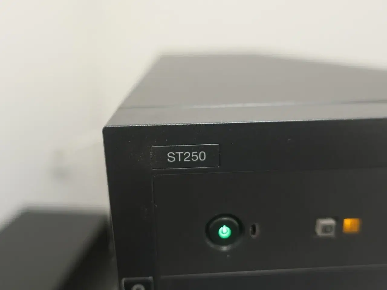 Billede 4 - Server LINOVO ST250