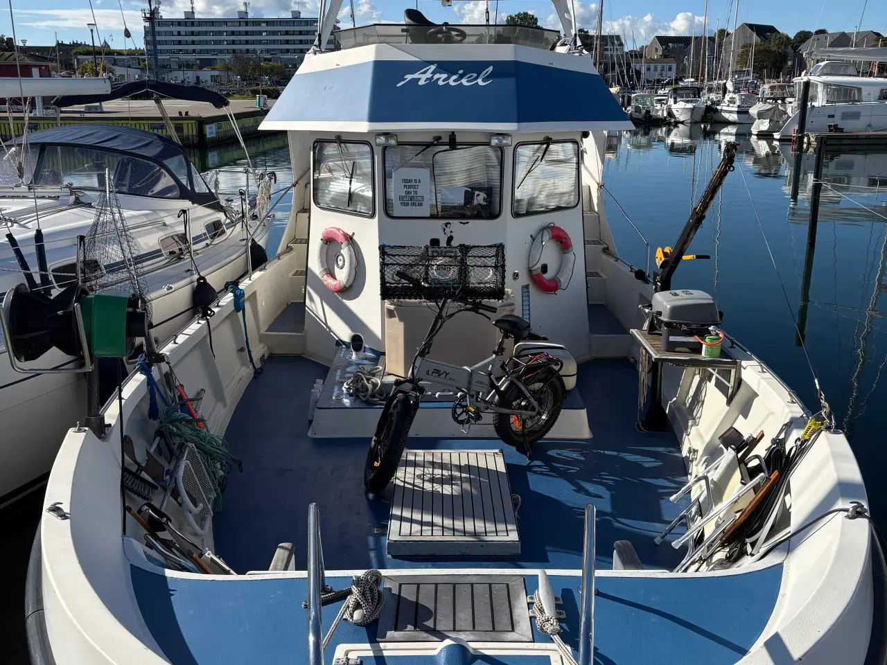 Billede 2 - Trawler, arbejds båd, fiskekutter, turbåd