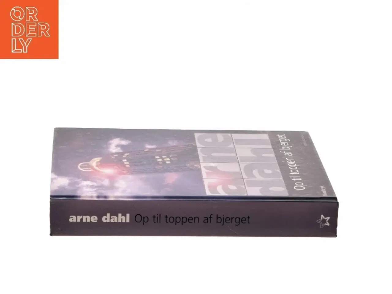 Billede 2 - Op til toppen af bjerget af Arne Dahl (f. 1963) (Bog)