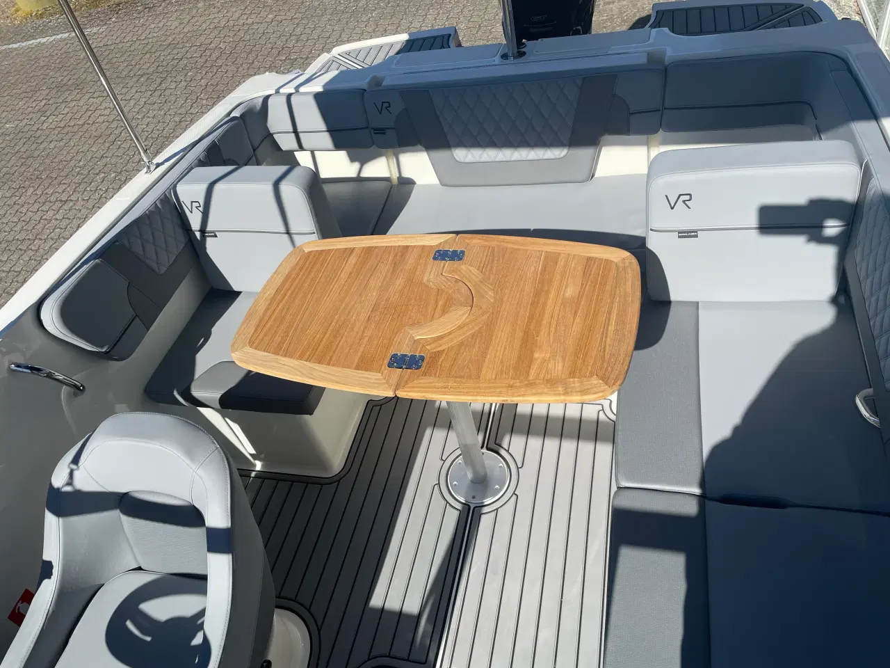 Billede 19 - Byliner VR4 Bowrider med F115 ProXS Mercury-EFI 4 takt