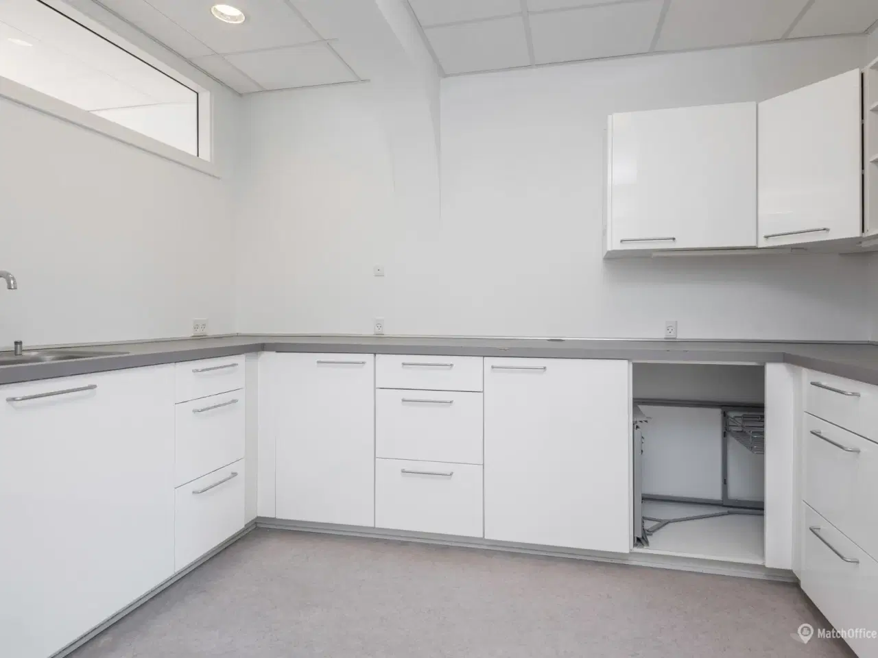 Billede 8 - Dejligt kontorlejemål i præsentabel centrum-ejendom