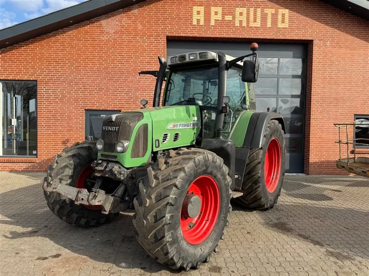 Billede 1 - Fendt 818 TMS Vario front lift