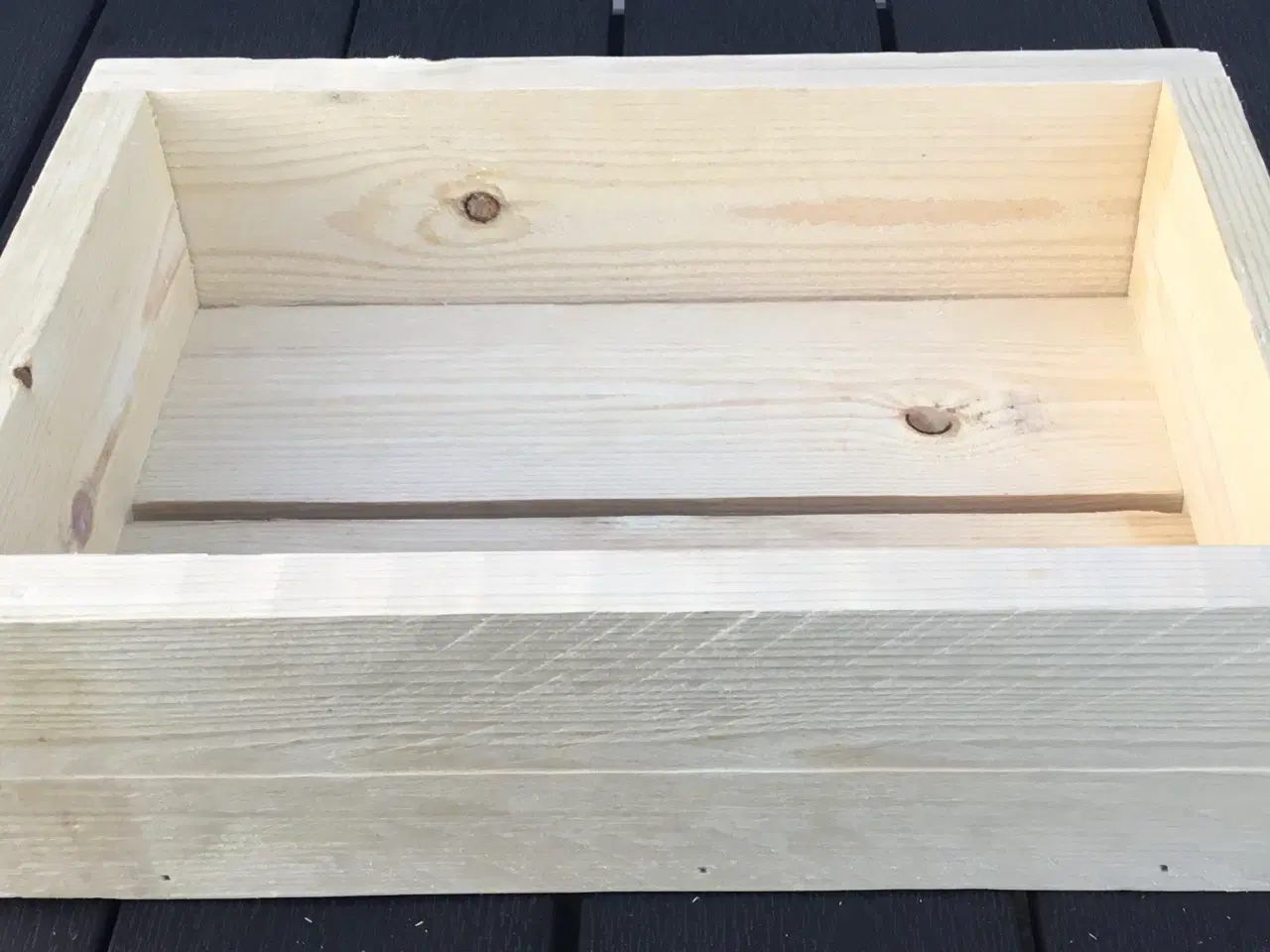 Billede 3 - Træ kasse / bakke i genbrugstræ fyr 35 x 25