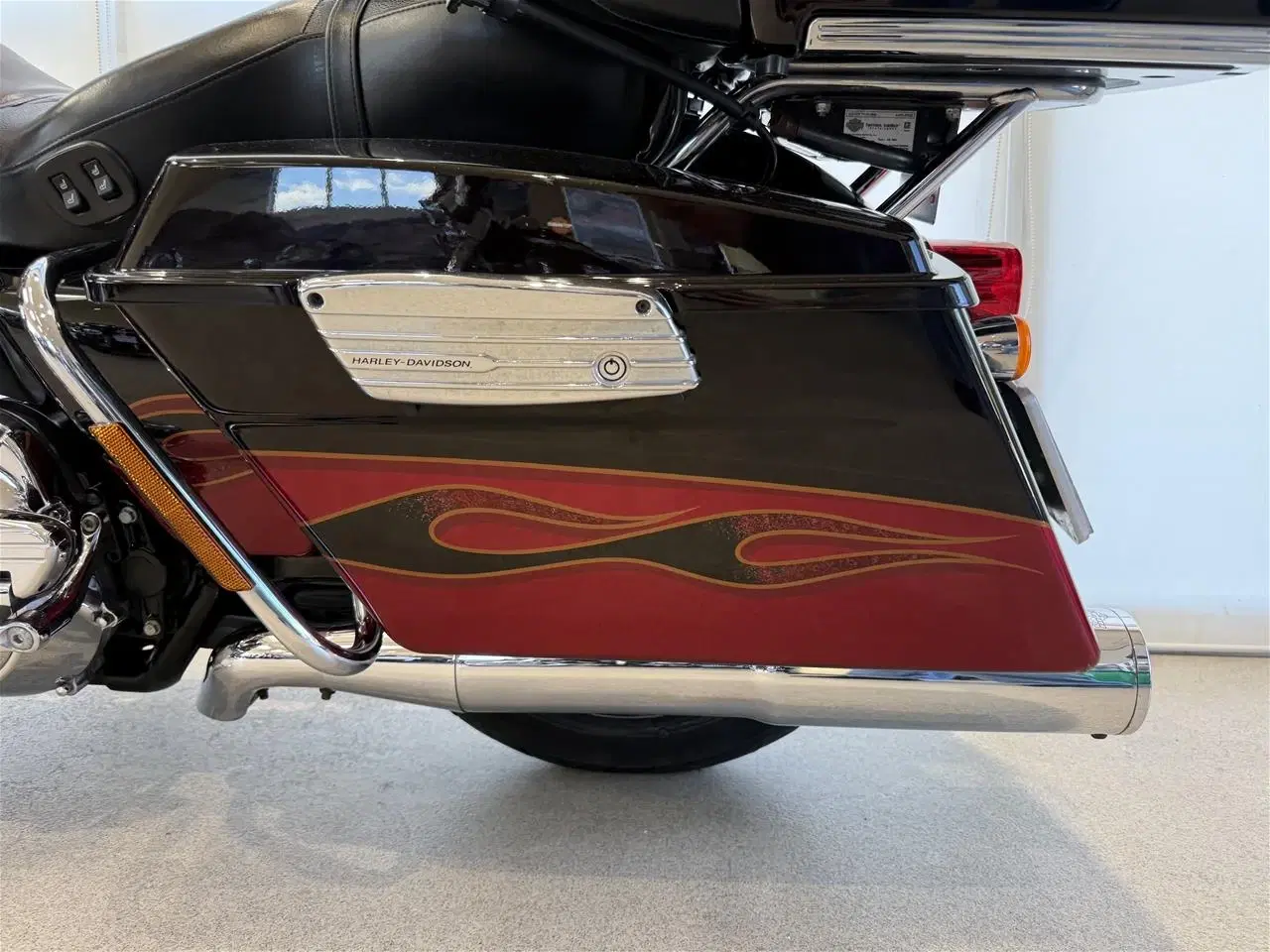 Billede 17 - Harley-Davidson FLHTCUSE Electra Glide Ultra Classic CVO 110"