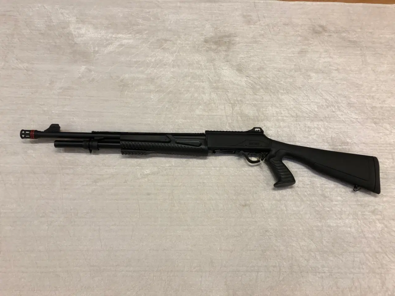 Billede 1 - Hatsan Escort Pumpgun