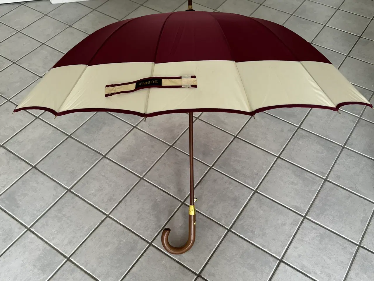 Billede 2 - Paraply mærke Susina