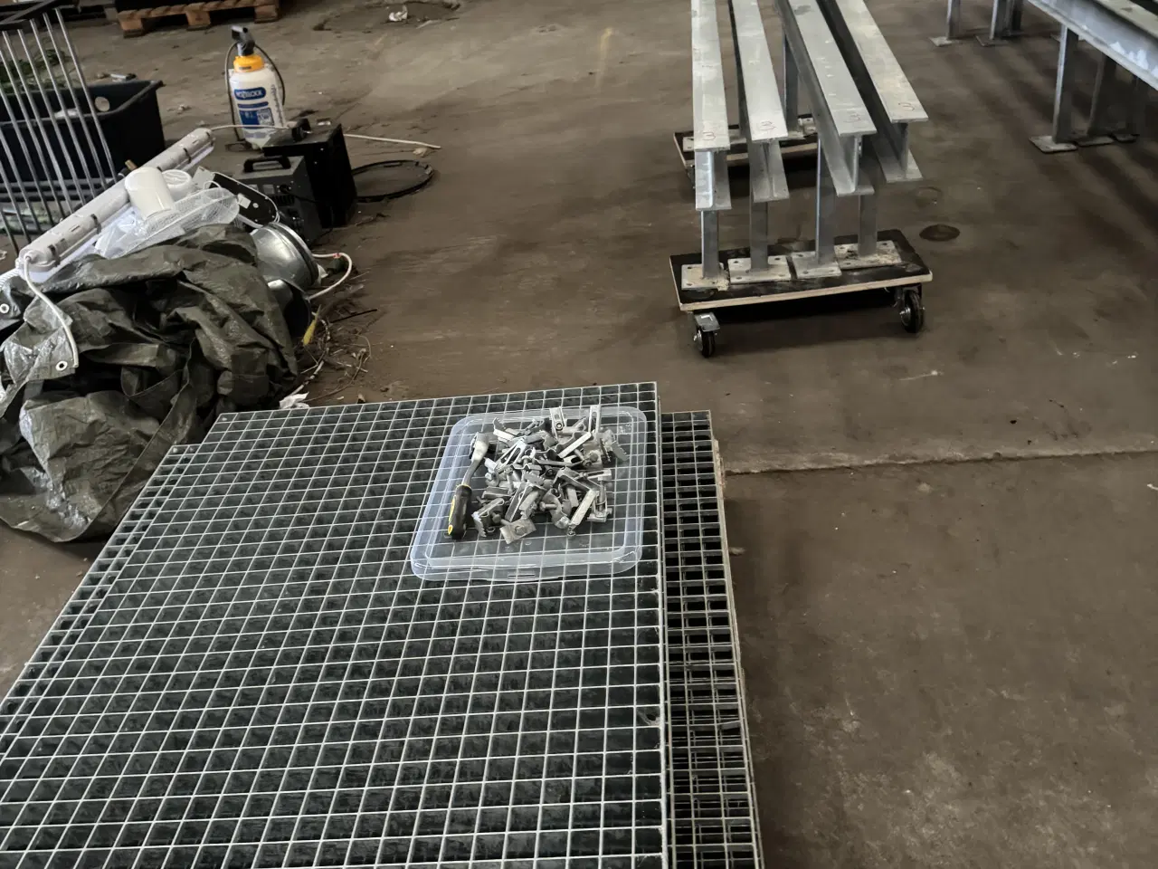 Billede 2 - Elefantrist Platform and trappetrin - galvaniseret