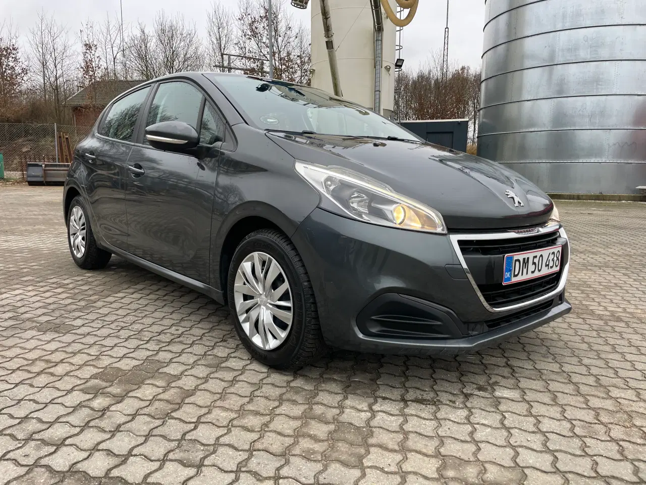 Billede 2 - Peugeot 208 1.2 årgang 2015