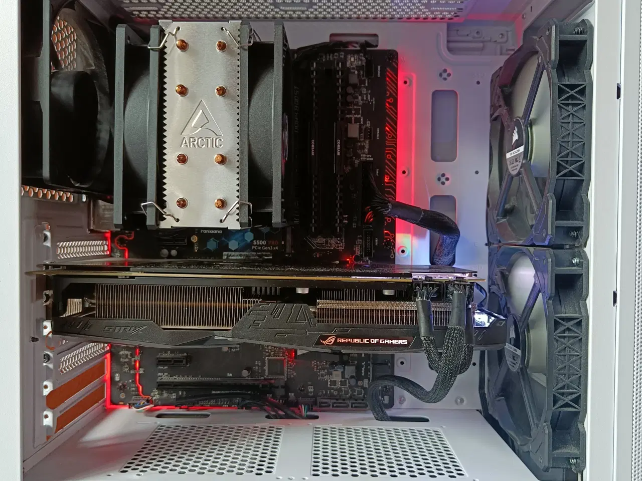 Billede 3 - Gaming Pc, I7 6700k, RX Vega 56