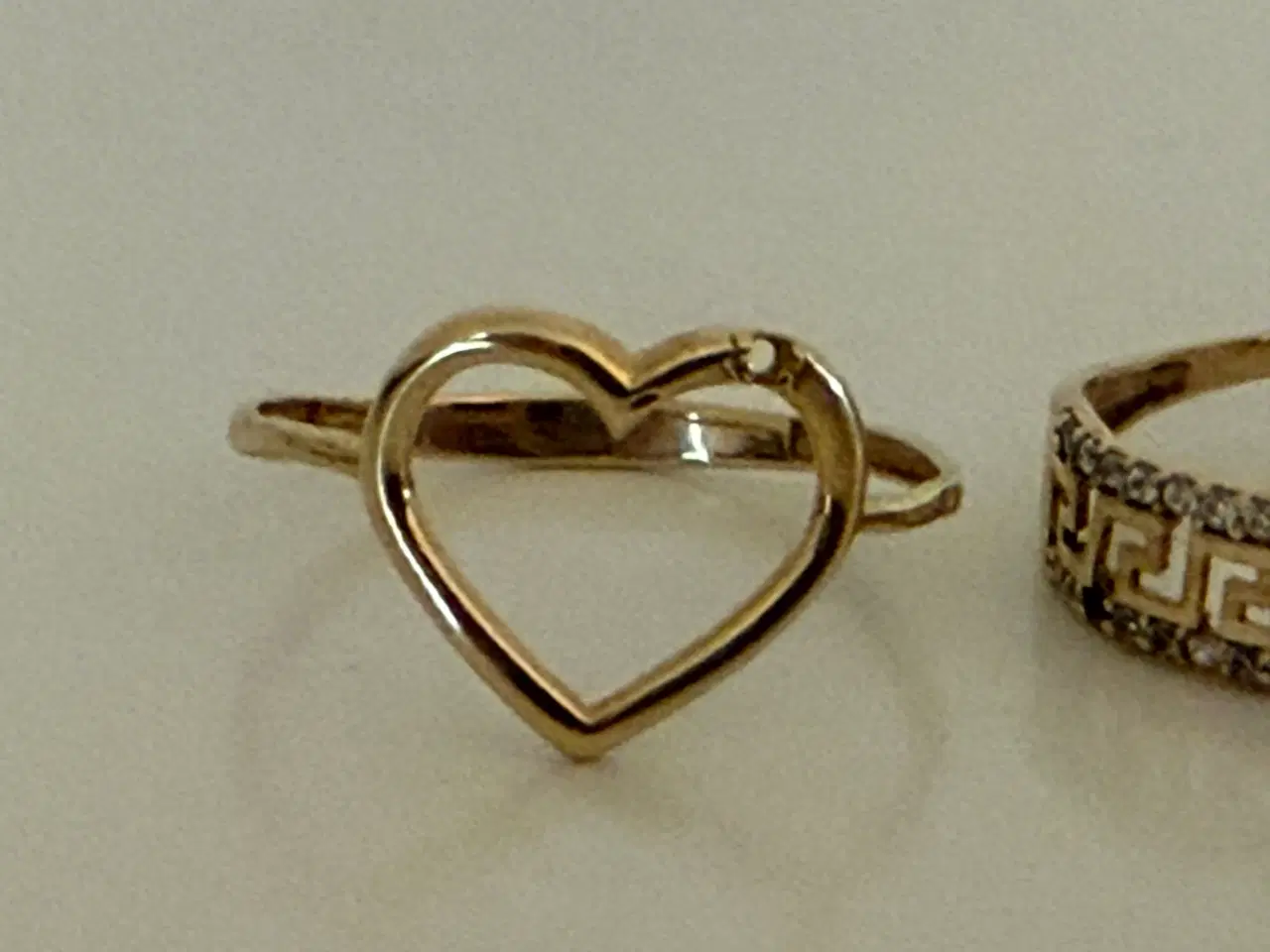 Billede 9 - Forskellige ringe i 14 karat guld.