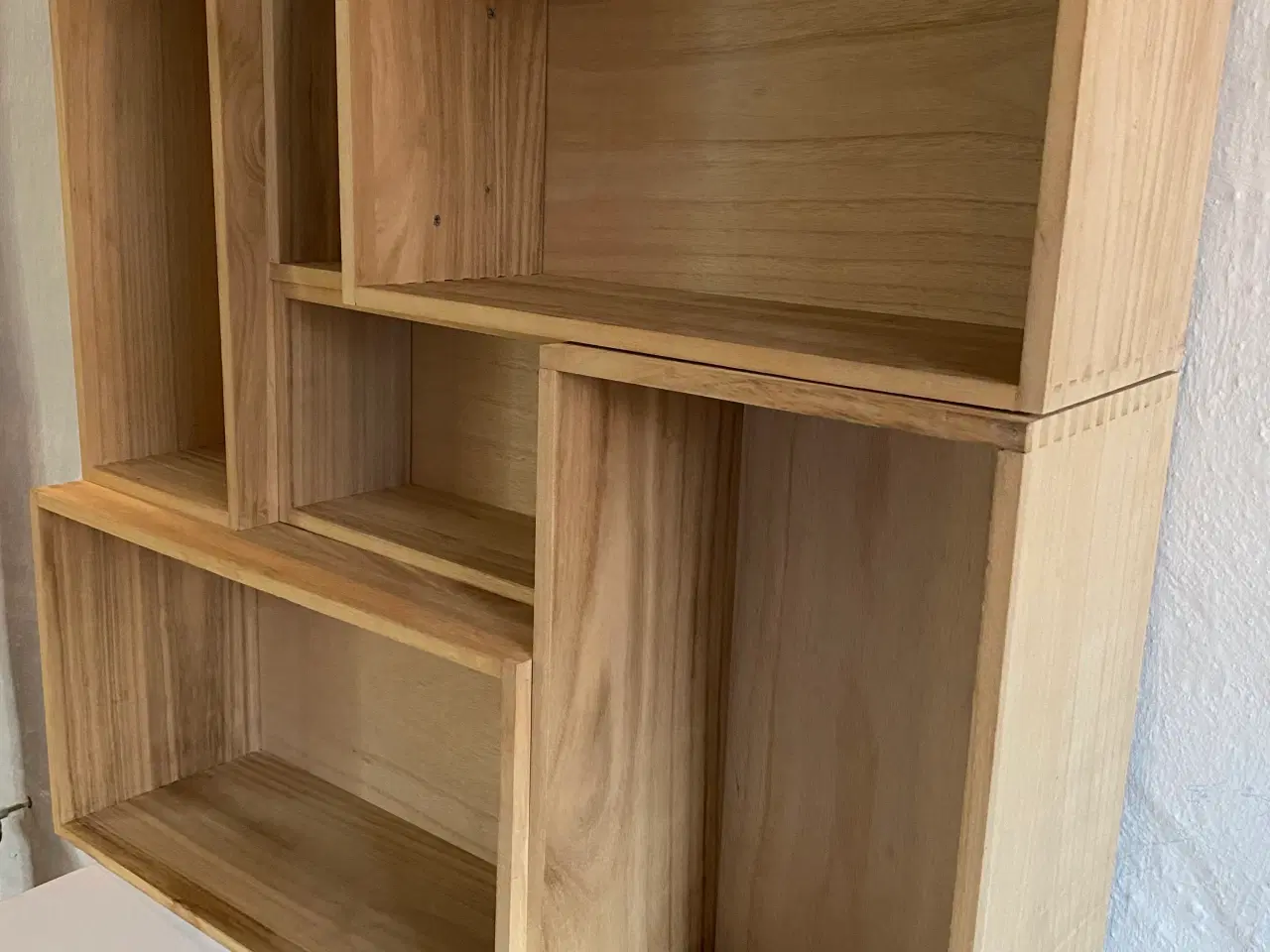 Billede 6 - Væghylde