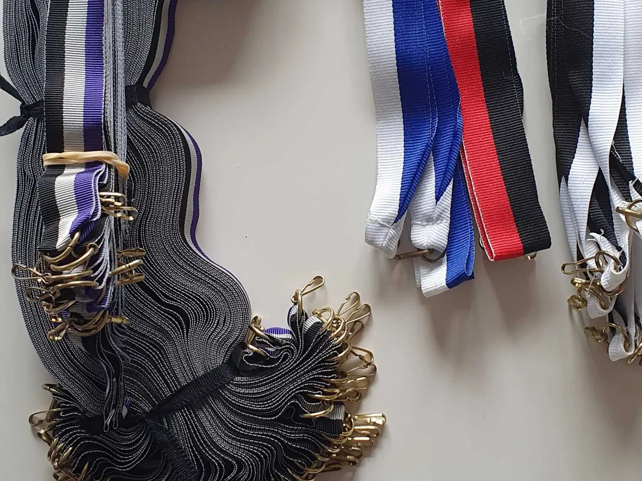 Billede 2 - Nye sportsmedaljer og bånd