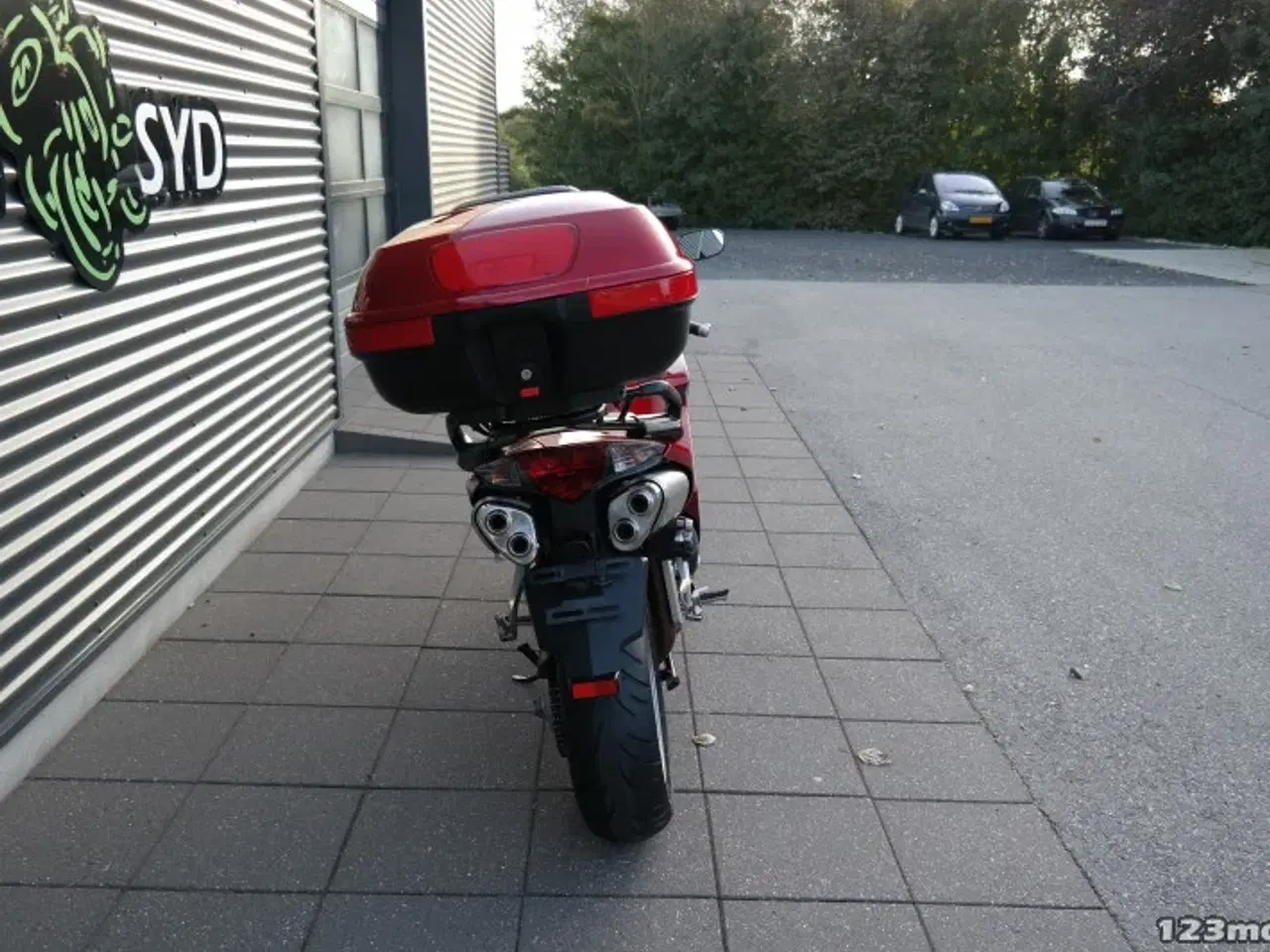 Billede 4 - Honda VFR 800 F MC-SYD       BYTTER GERNE