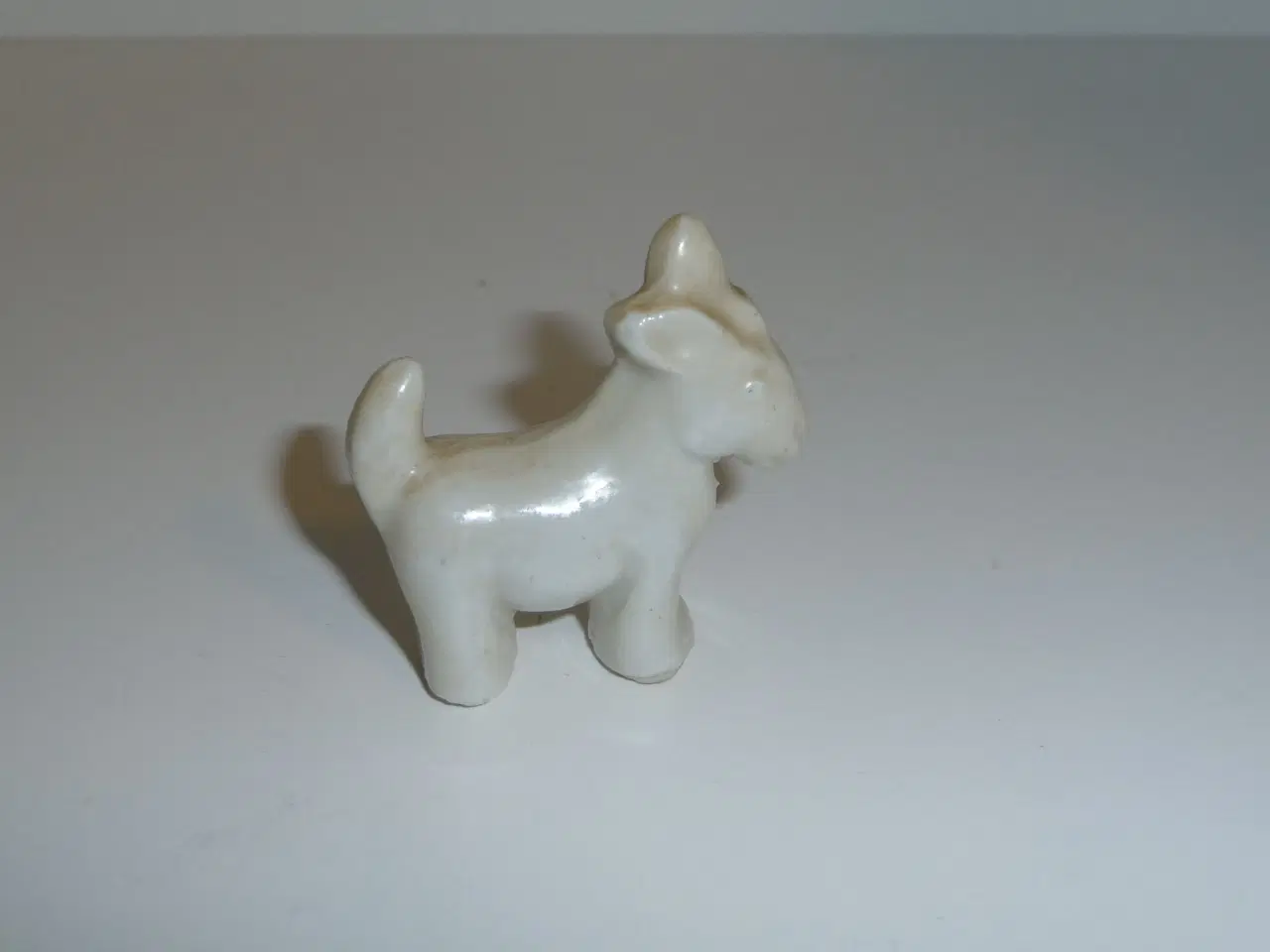 Billede 2 - gammel lille hest i porcelæn