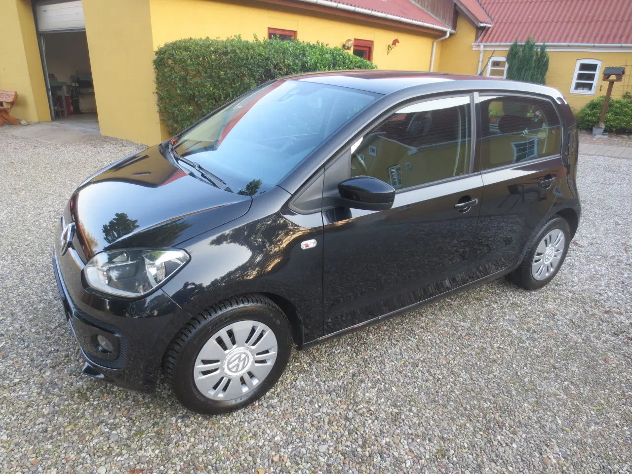 Billede 19 - VW Up ! 1.0 i 5 D. År 2015. Km 116..