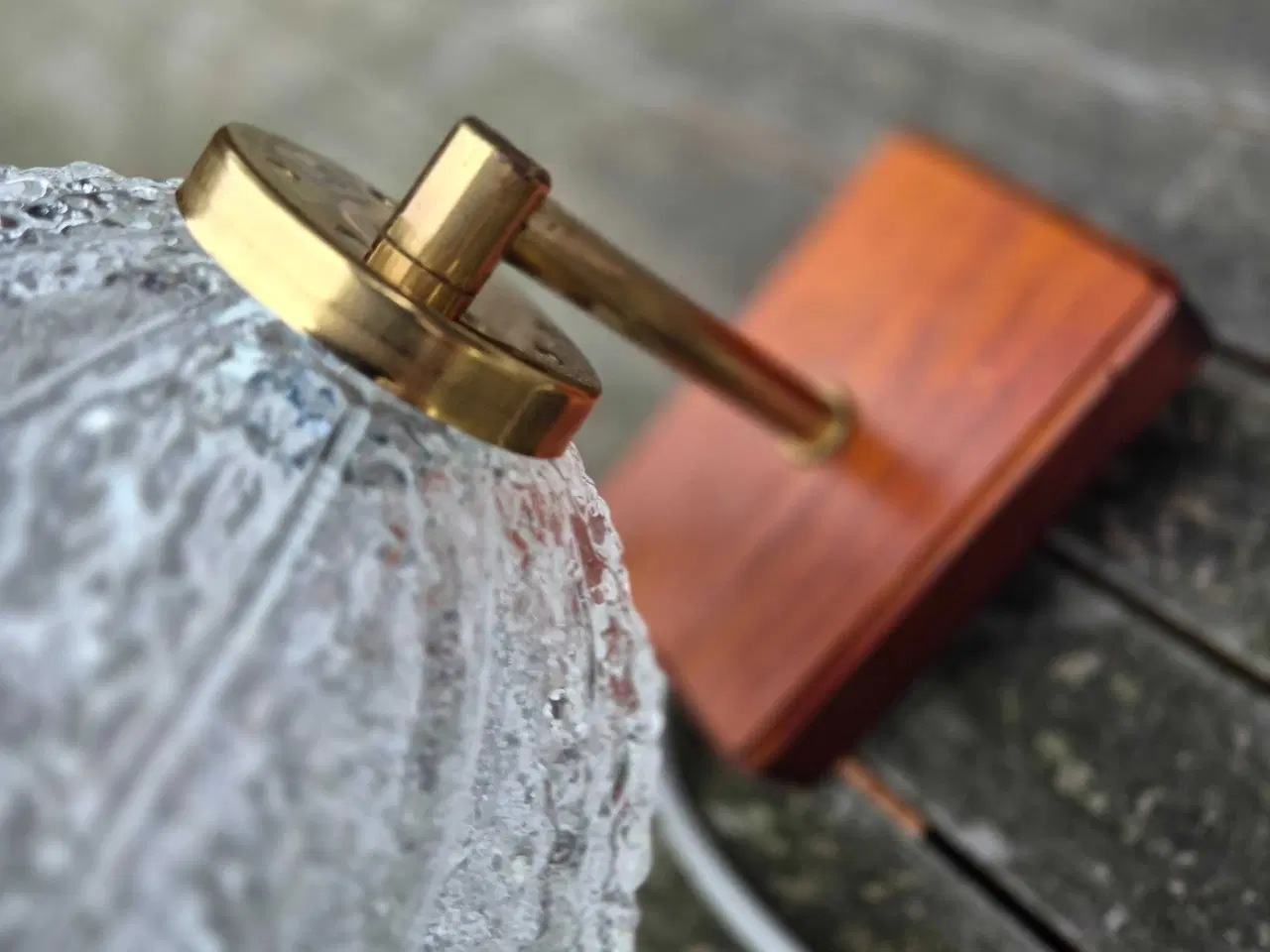 Billede 6 - Svensk væglampe med glaskuppel 