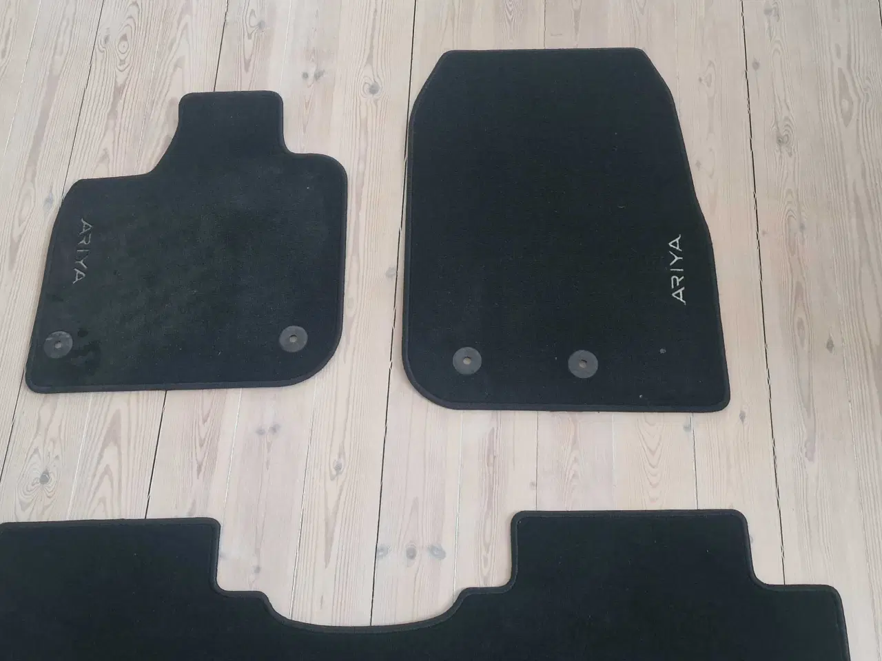 Billede 6 - Originale Nissan Ariya måtter.