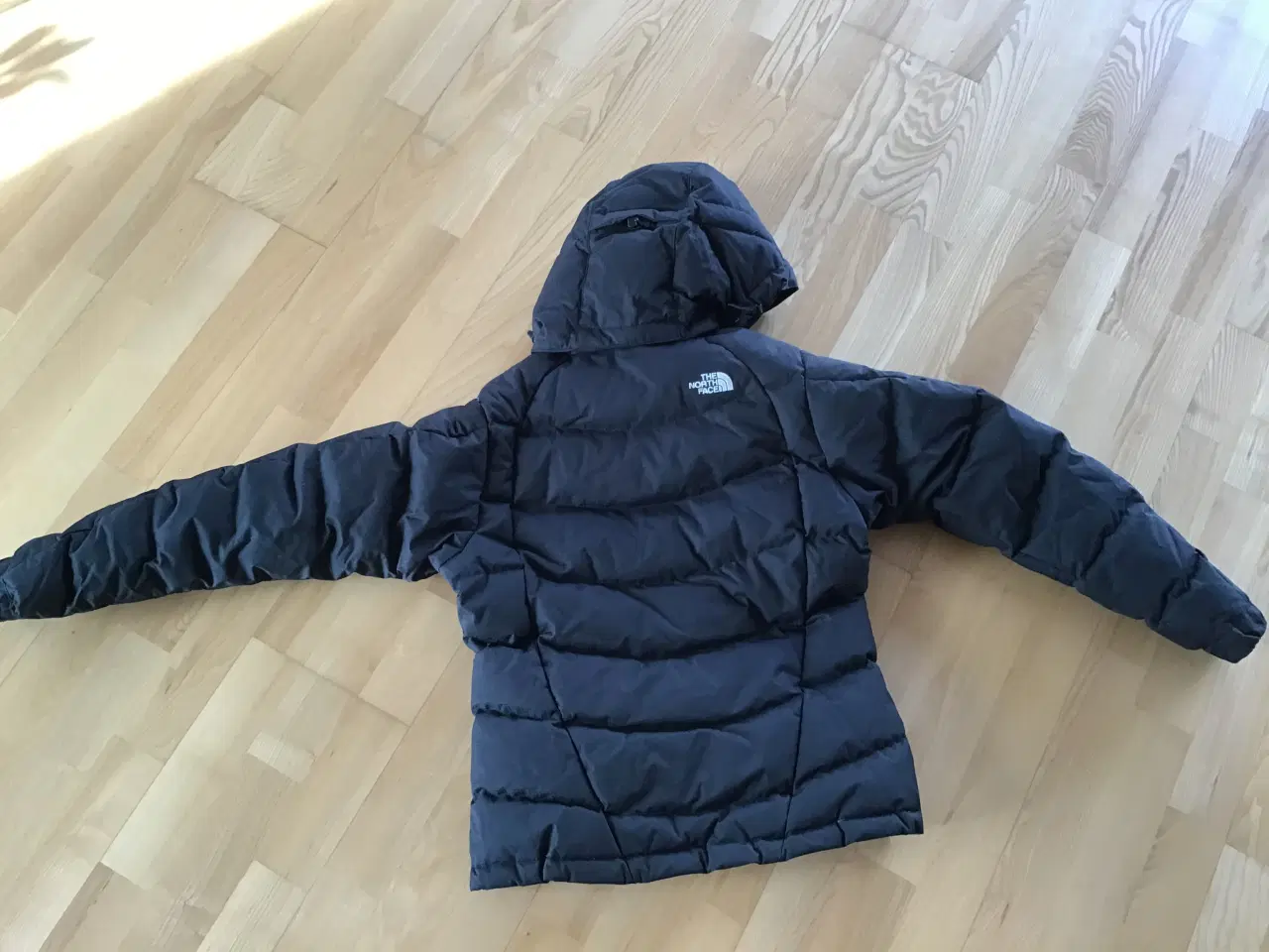 Billede 2 - Skijakke, The North Face, damemodel str. S