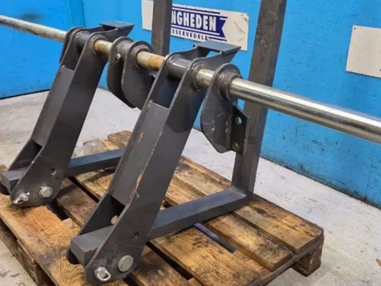 Billede 19 - New Holland B115C Pallegafler Kit 87310367