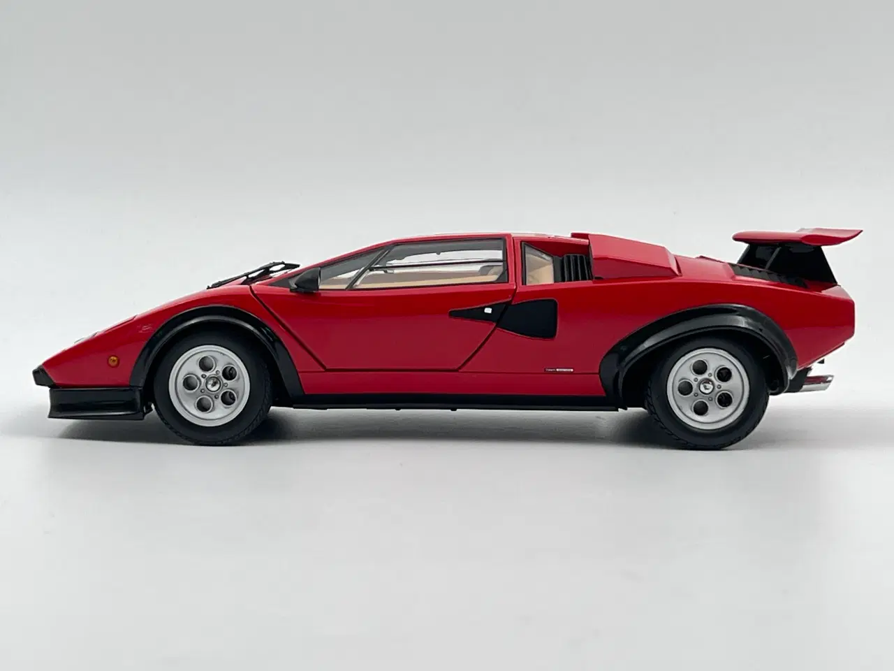 Billede 2 - 1982 Lamborghini Countach Walter Wolf Special 1:18