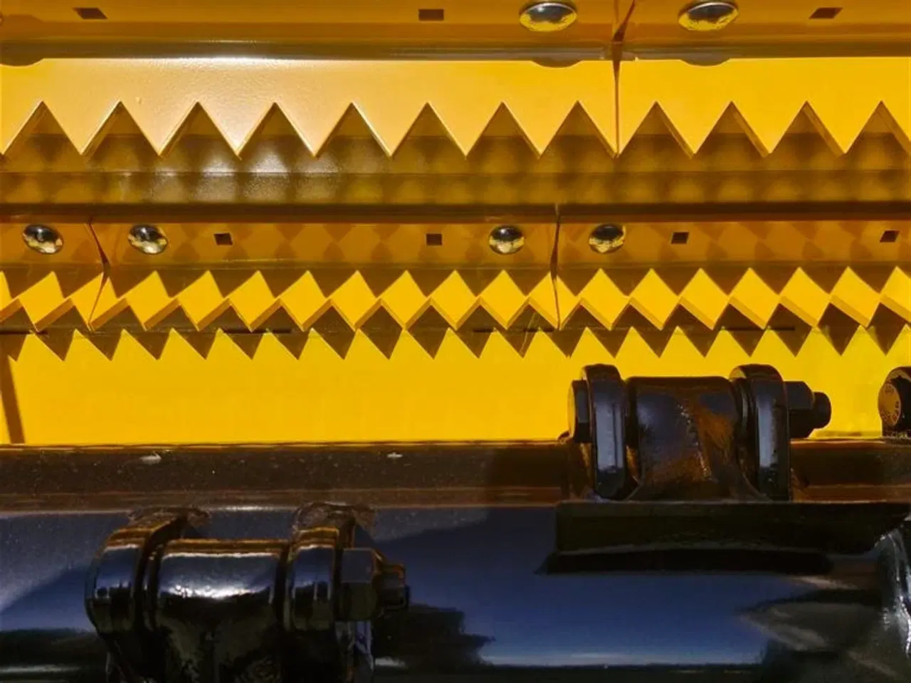 Billede 4 - McConnel Magnum Profi Mega 300 HD-rotor er standard